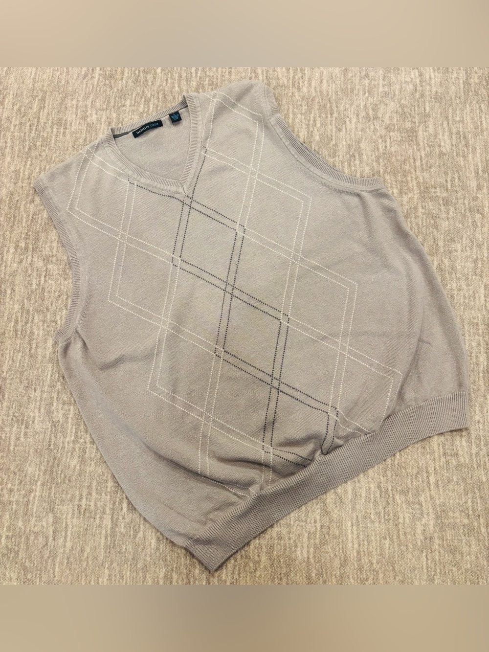 Van Heusen Gray Argyle V-Neck Sweater Vest